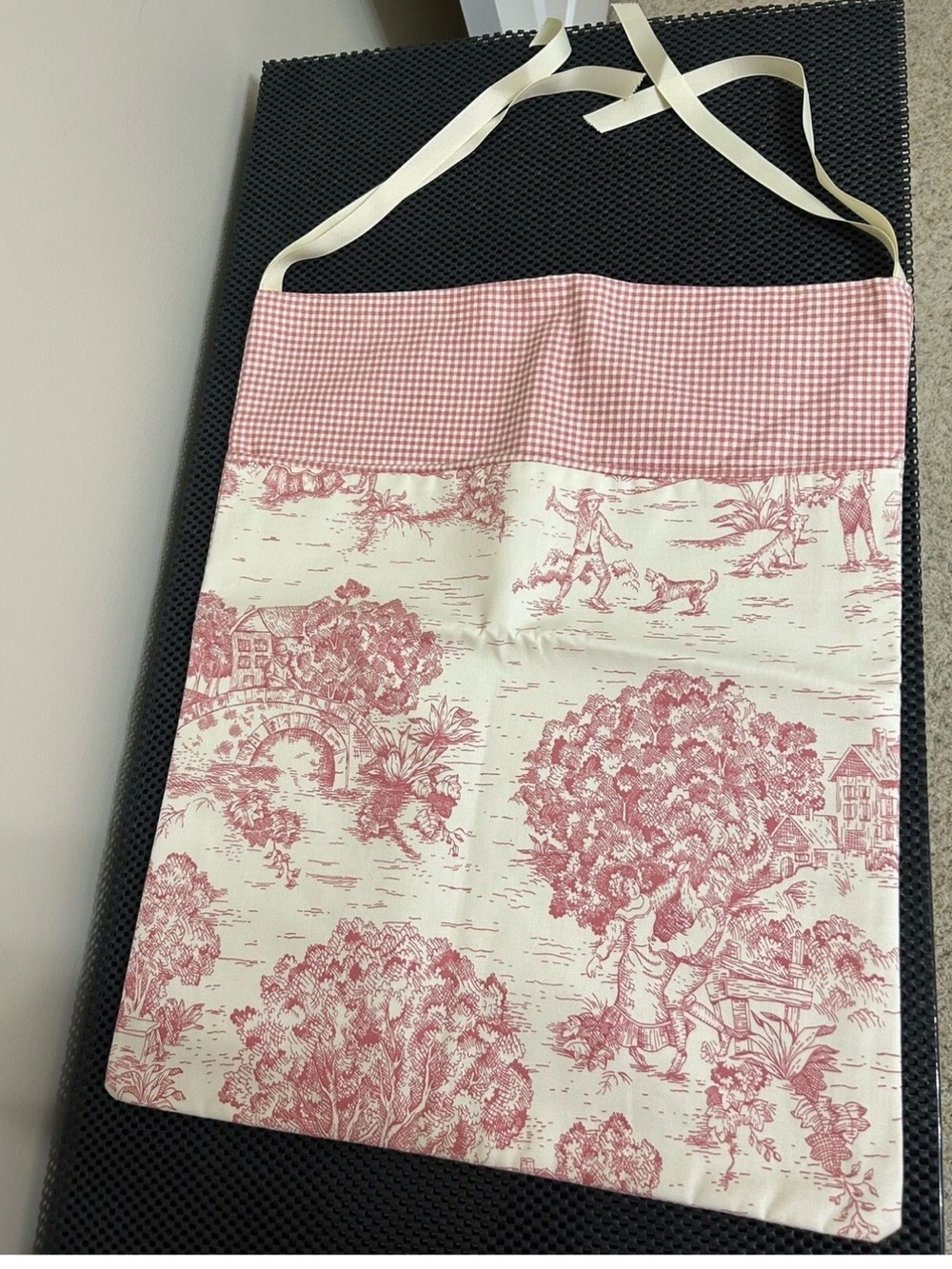 Pink Toile Fabric Hanging Storage Pocket - Soft Pink